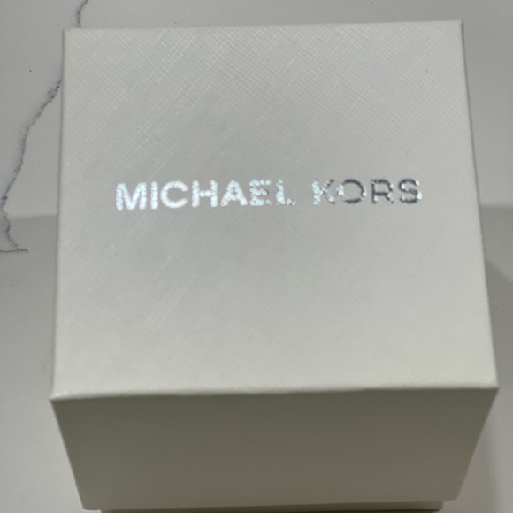 Men’s Michael Kors Oversized Dylan Watch in Rose Gold & Black - Picture 3 of 15